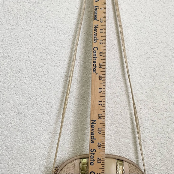 Vintage SHARIF Metallic Gold Mixed Leather Patchwork Tassel Zip Pull Crossbody - Picture 11 of 15